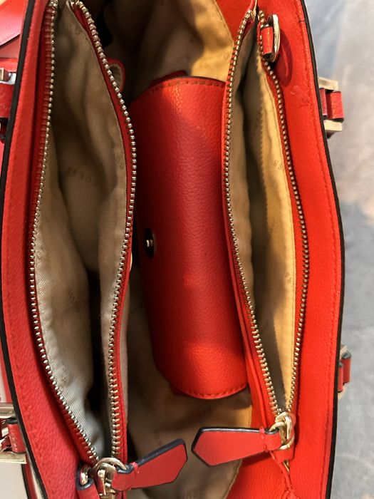 Vand geanta Guess originala