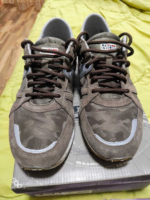 Napapirijri.Нови лятно маратонки