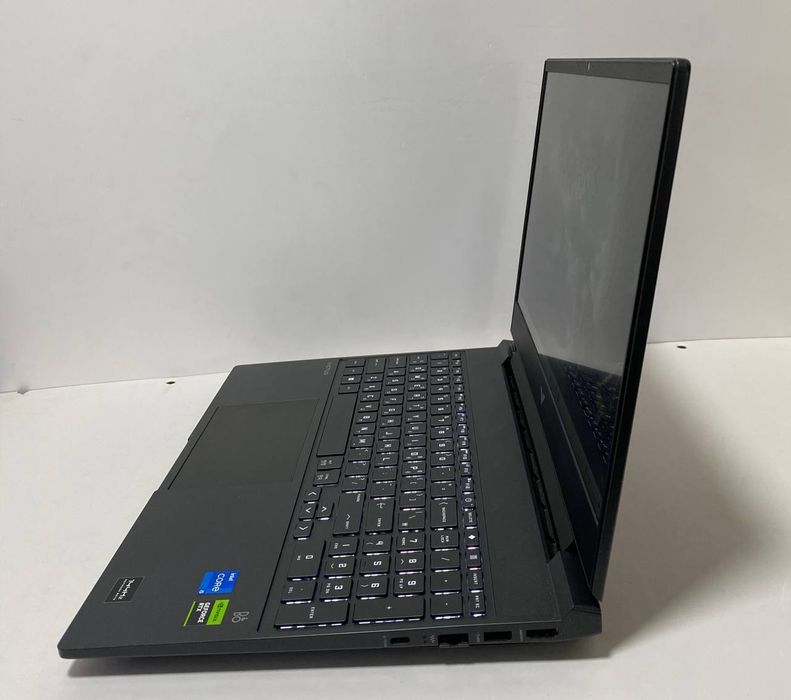 HP Victus Gaming RTX 3050