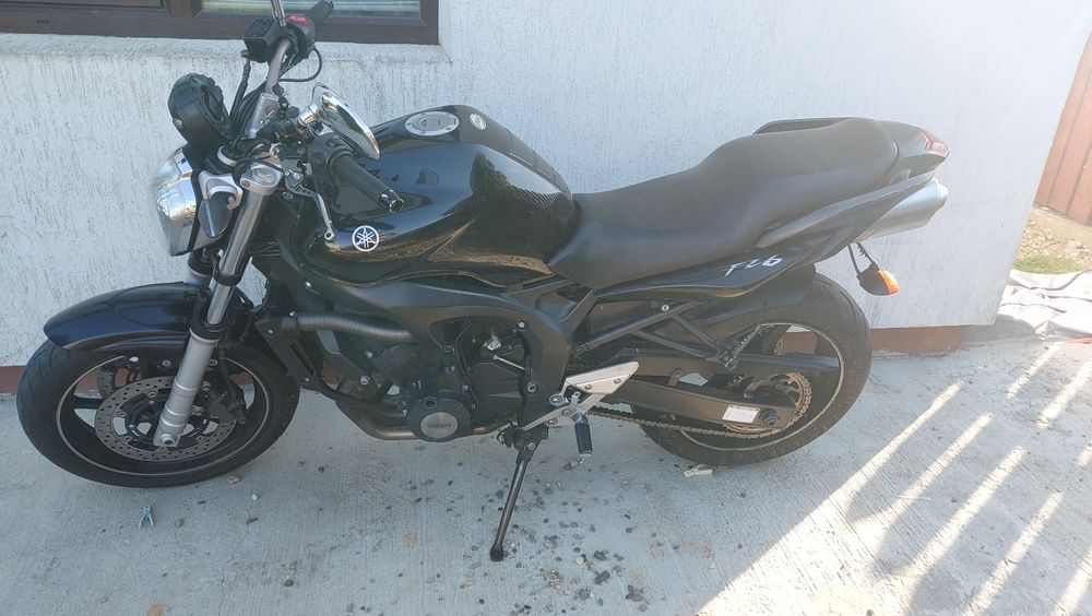 Yamaha FZ6N S2 2004