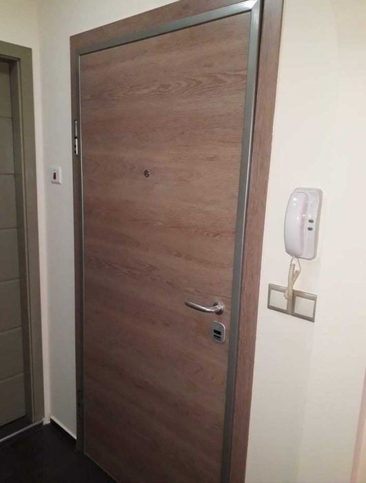 Дава се под наем Двустаен апартамент в Бургас, Възраждане - 75 кв.м за 400 € - Снимка #2