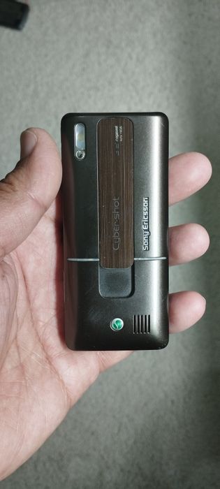 Продаётся телефоны motorola nokia и sony ericsson