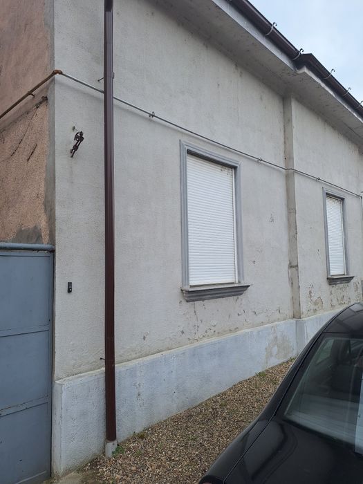 Casă cu 3 camere în Arad, zona Alfa