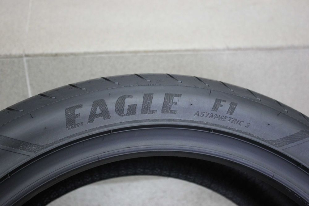 215/45-18 GoodYear летни гуми