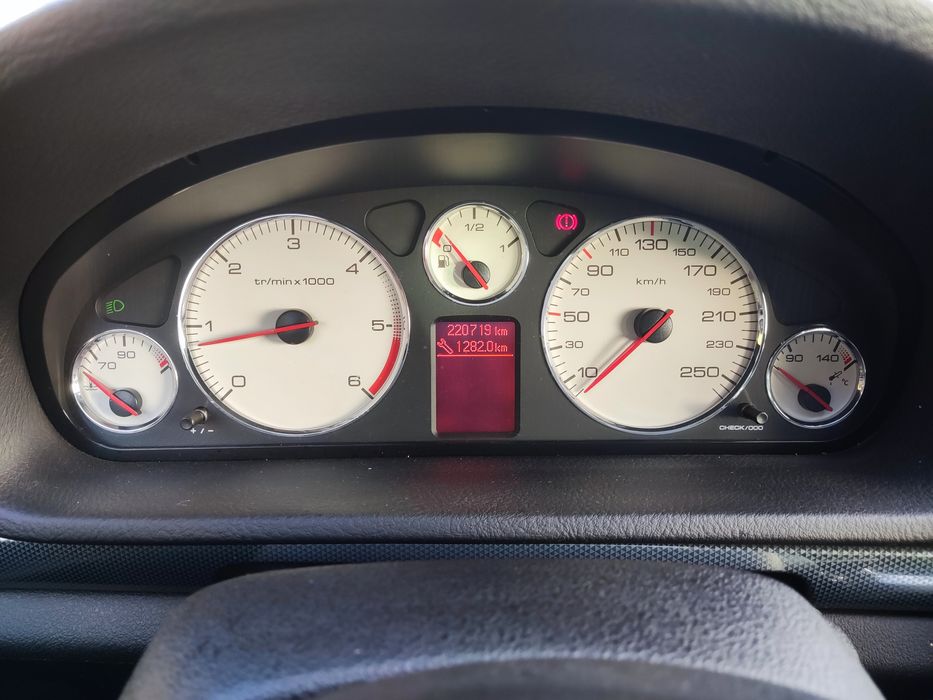 Peugeot 407SW 2.0 Feline