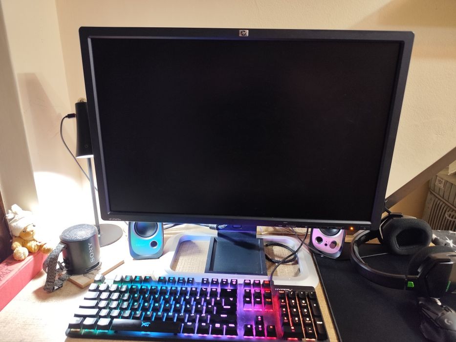 Монитор HP 2475w