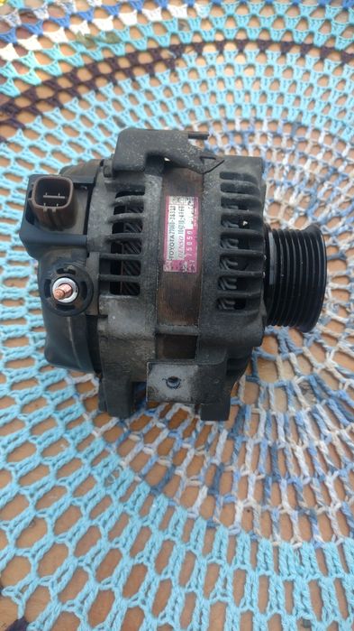 Alternator Toyota RAV4 MK3 2litri benzina