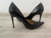 Pantofi toc negrii