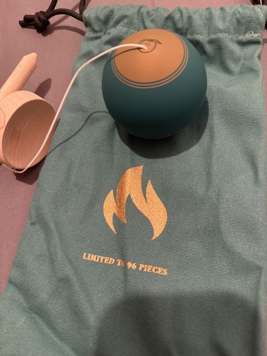 Sweets Centennial Kendama