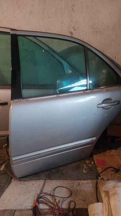 Врати за Мерцедес