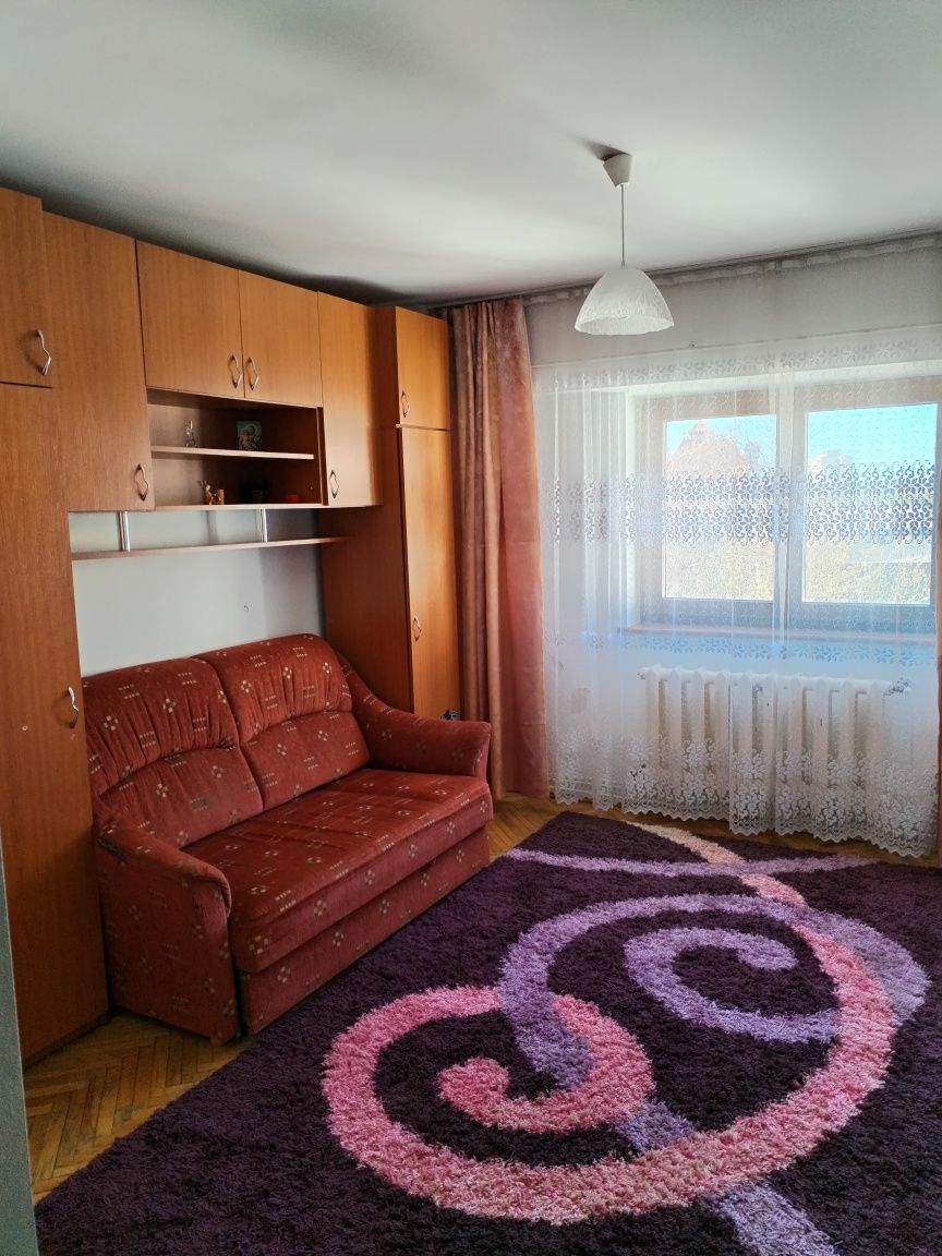 Apartament de închiriat