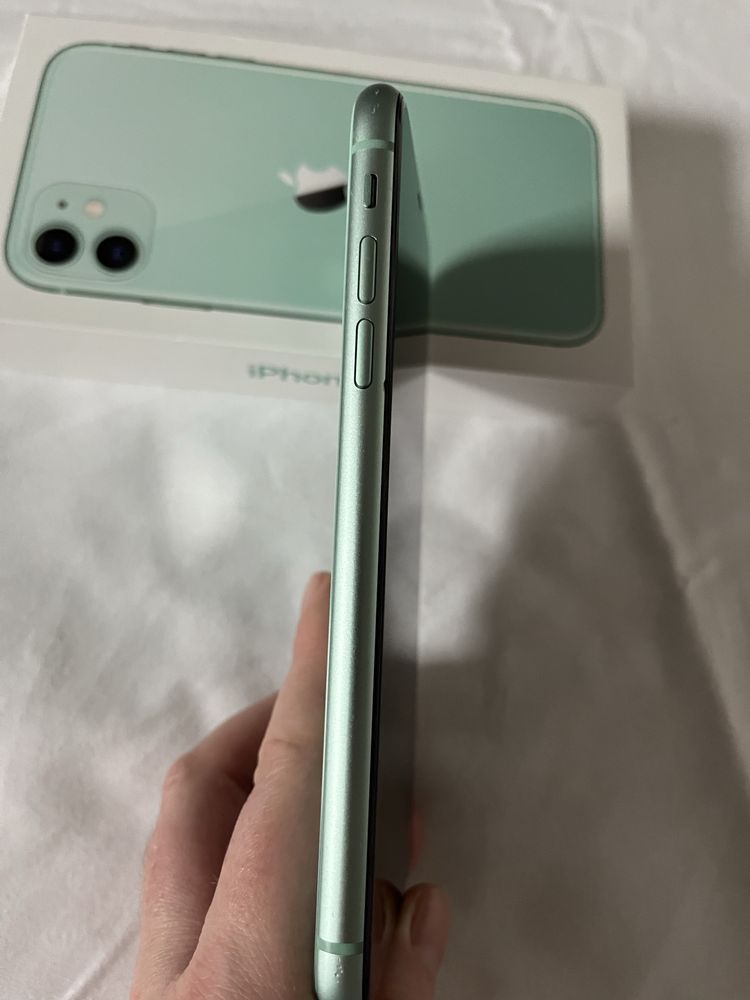 Iphone 11 64 gb  verde