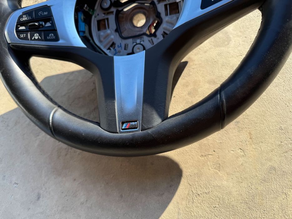 Volan M Bmw G Series G20 G22 G26 G24 traffic jam, padele, line assist