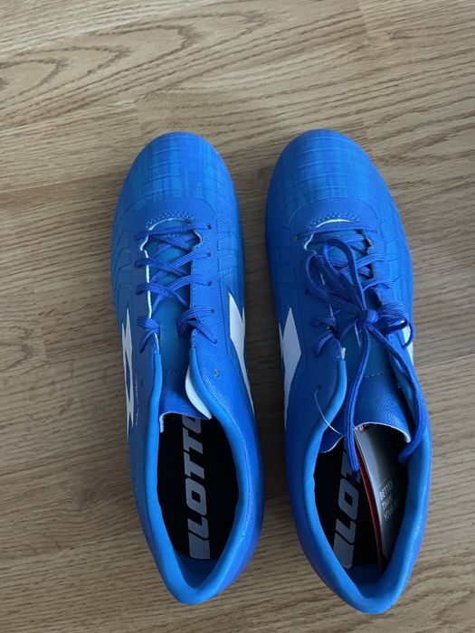 Lotto Футболни обувки бутонки 43.5