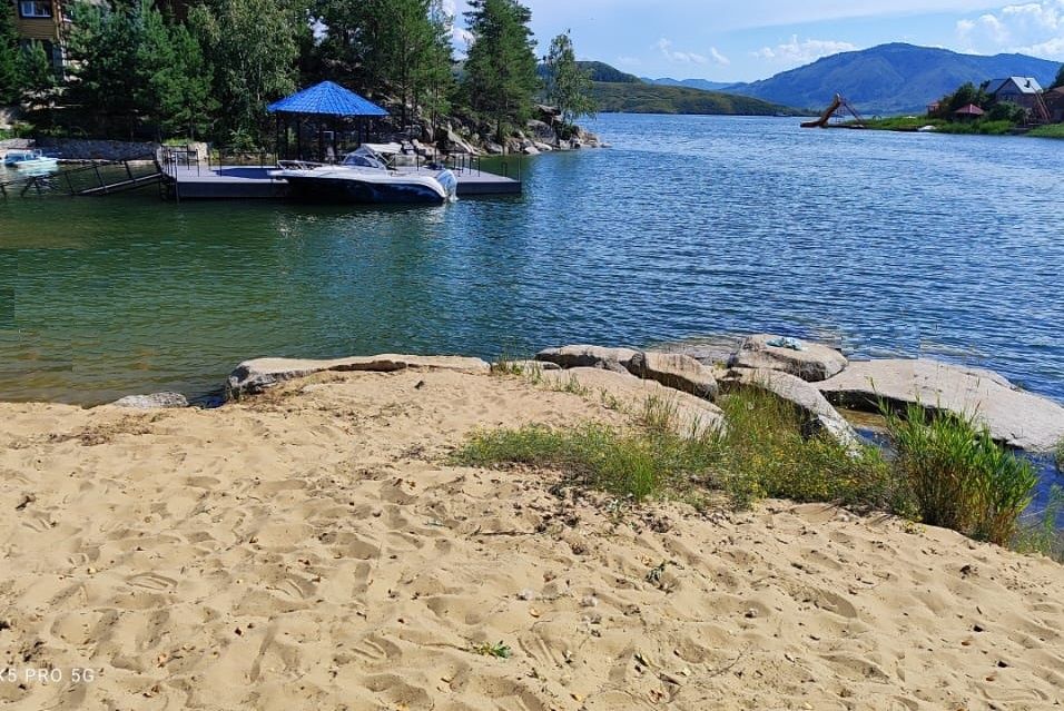 Участок в Голубом заливе. Бухтарма