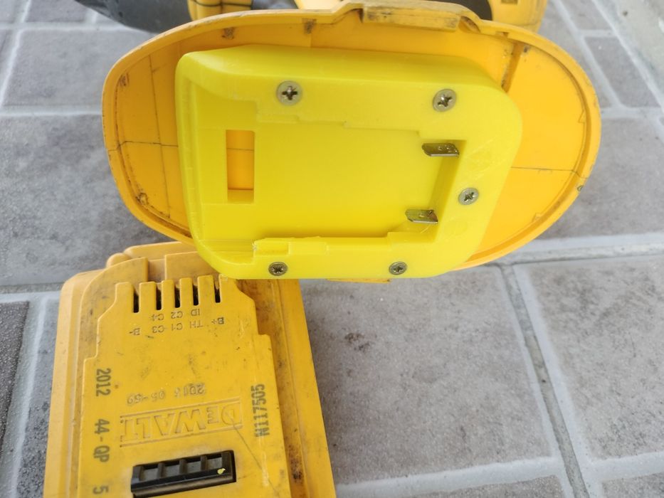 Impact dewalt 18 volți