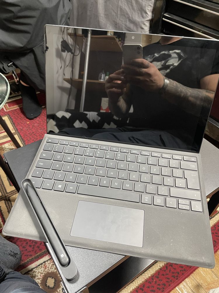 Microsoft surface pro 7