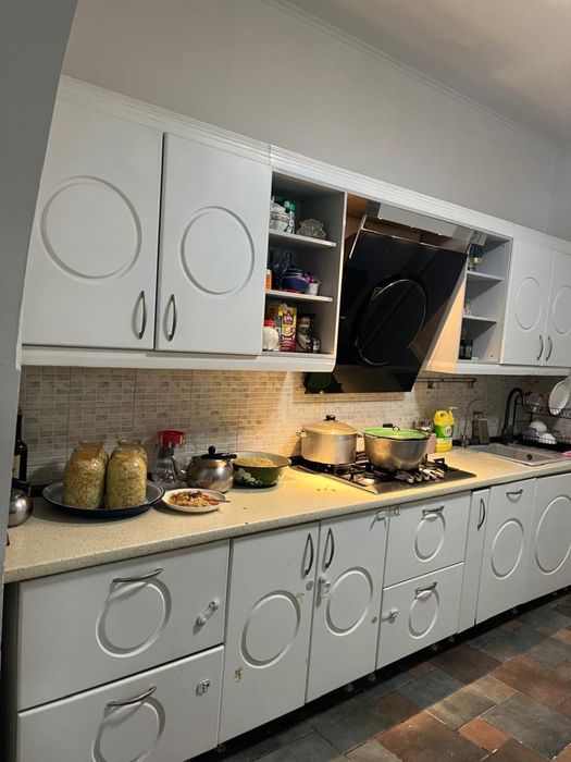 Кухонный гарнитур с техникой