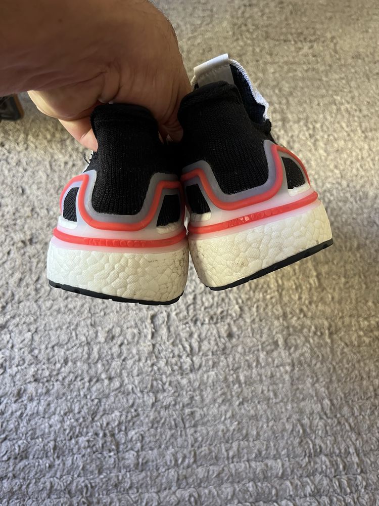 Adidas Ultraboost 19-оригиналки мъжки мататонки