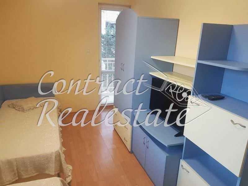 Двустаен Обзаведен Възраждане !