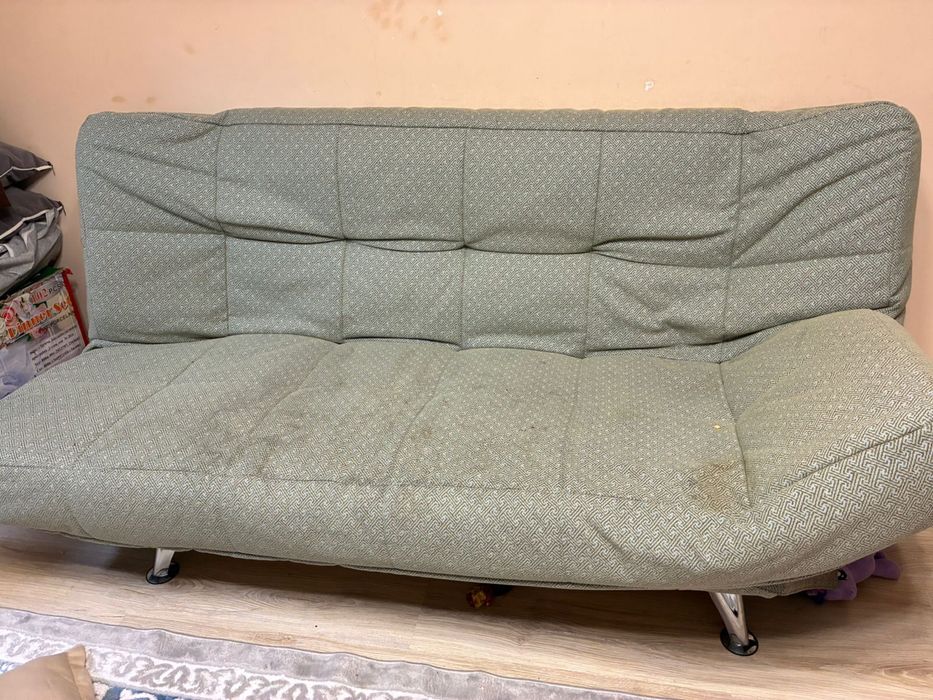 Отдам даром срочна кому надо заберайте