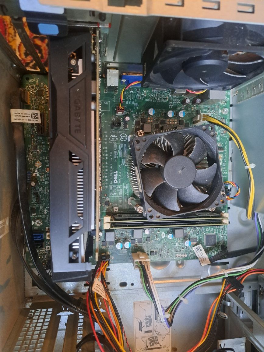 Unitate PC Dell Optiplex 3020