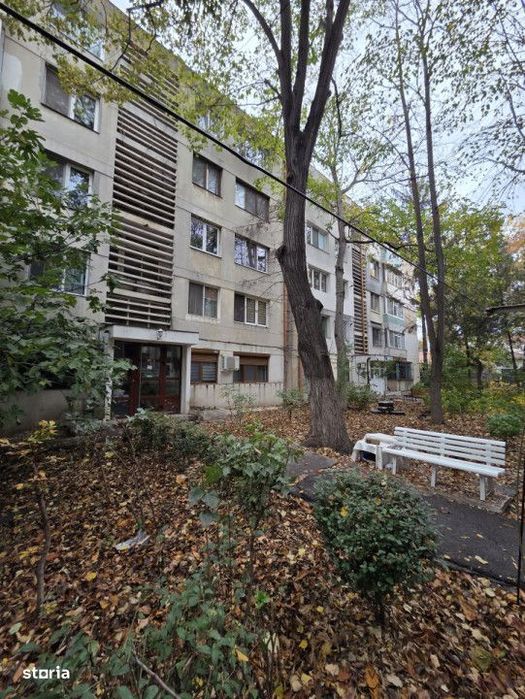 Centru | 3 Camere Decomandat | Etaj 1