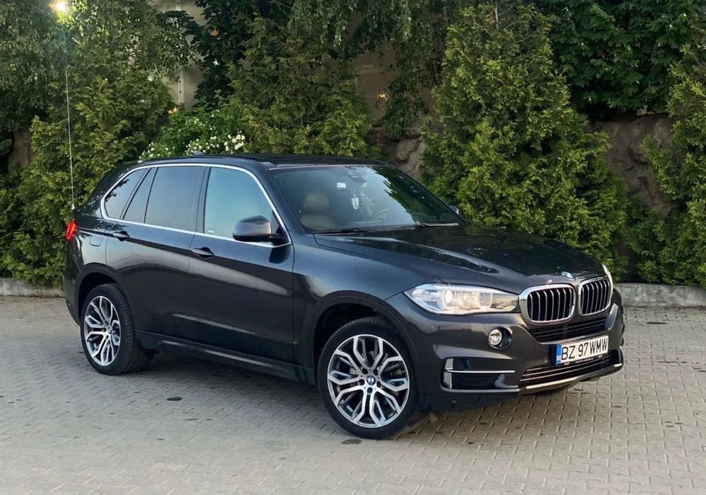 BMW X5 Vand BMW X5 F15