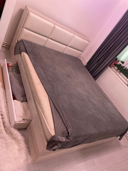 Pat dormitor Casa Rusu