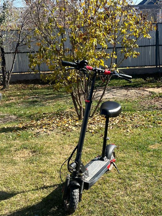 Электросамокат куго м4