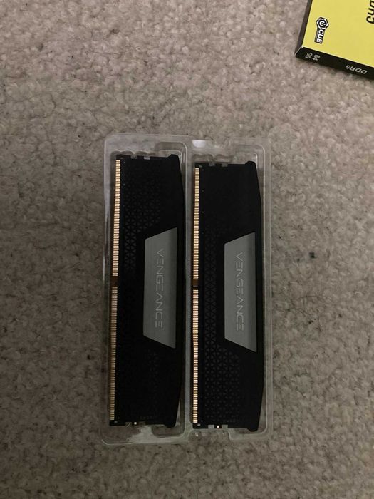 Corsair DDR5 64GB (2x16Gb)
