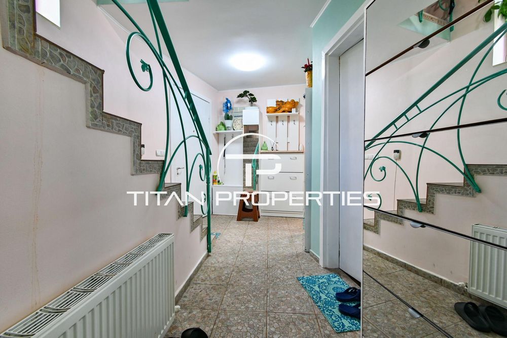 Къща за продажба в ж.к. Надежда 2