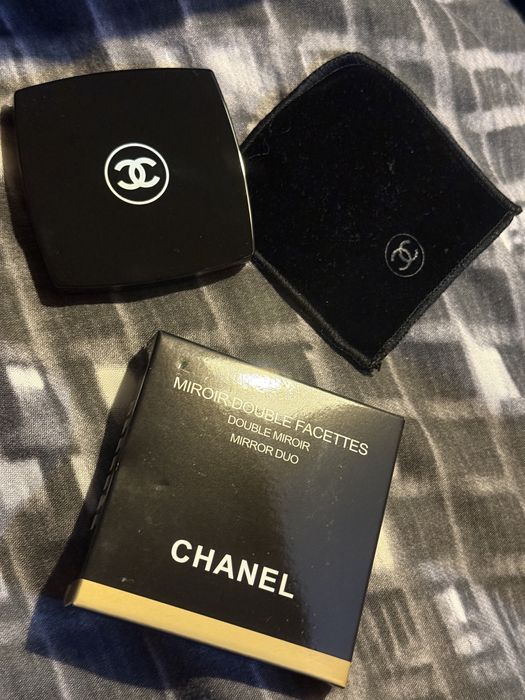 Chanel малко огледало