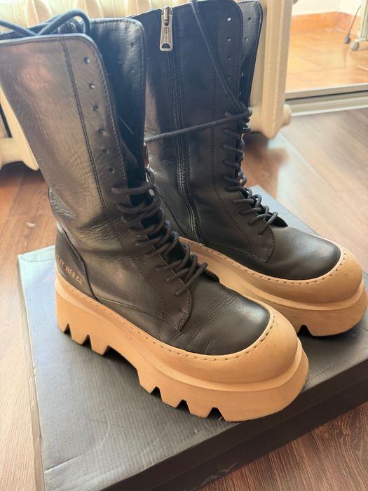 Дамски ботуш на Replay номер 39