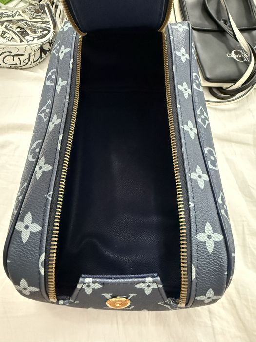 Borsetă Louis Vuitton Monogram