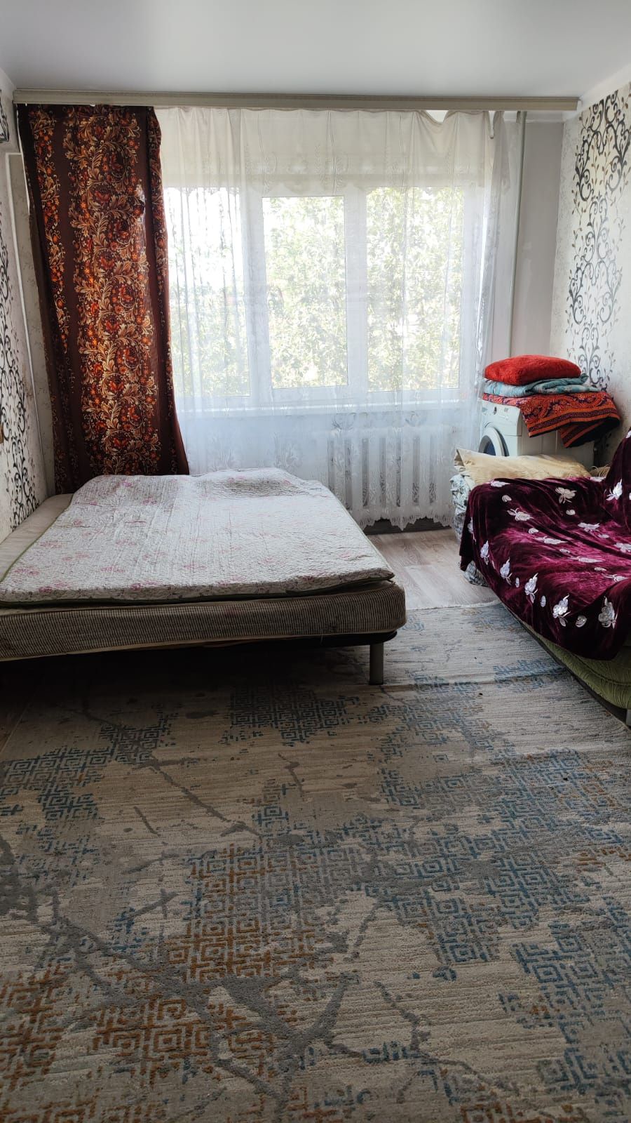 Продаётся 1 комнатная,Карамендеби 72