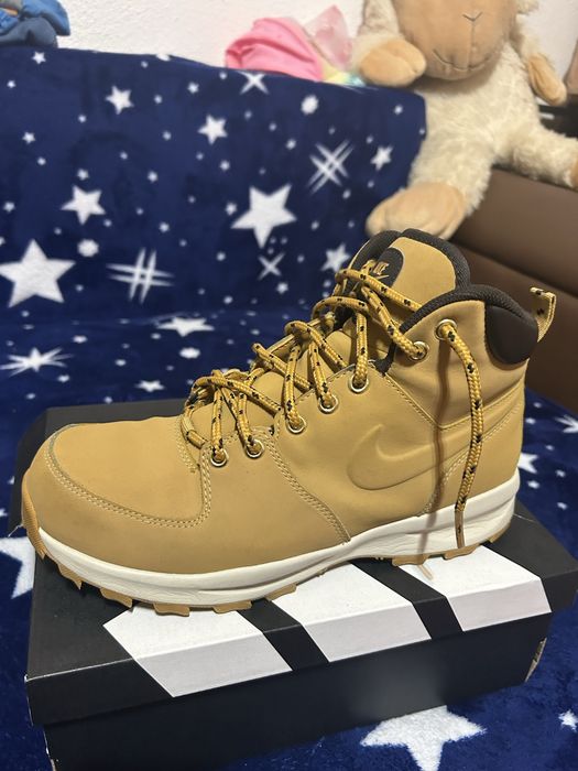 Ghete nike manoa