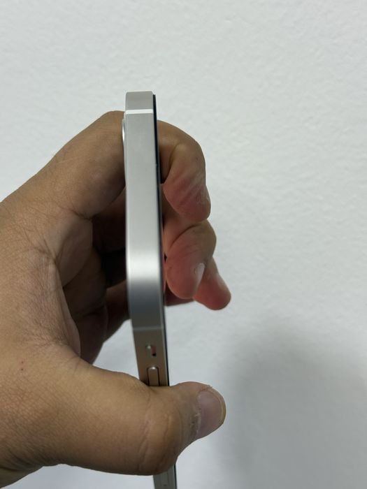 Iphone 12   256gb holati yaxshi