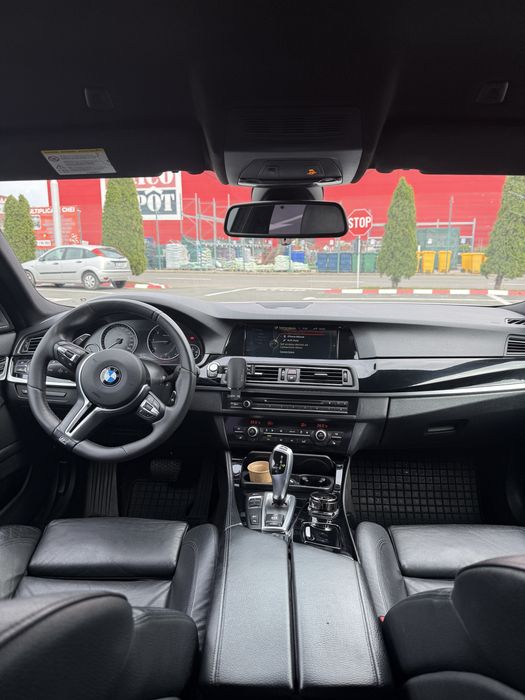 BMW 525d X-drive 218hp M-Pack/Hi-fi/Head-up/NBT/Keyless