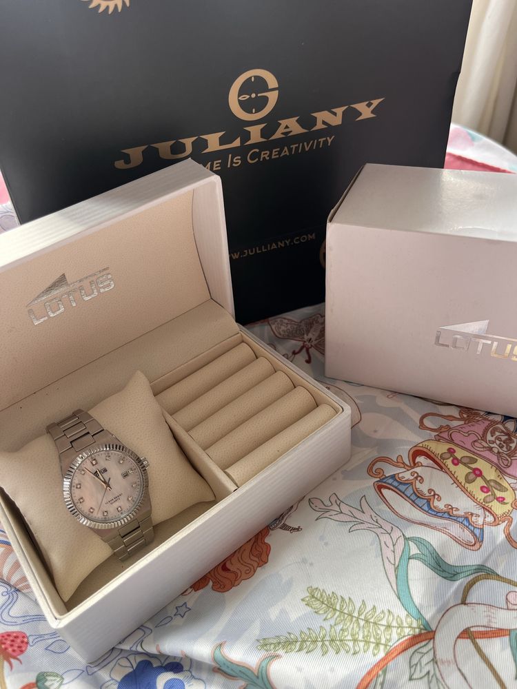 LOTUS womens cream 316L stainless steel watch  L18838/1