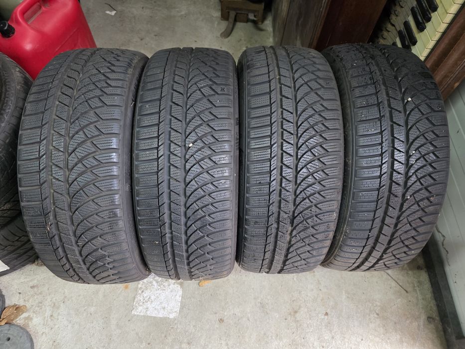 215 45 18 Kumho M S an 2022 !