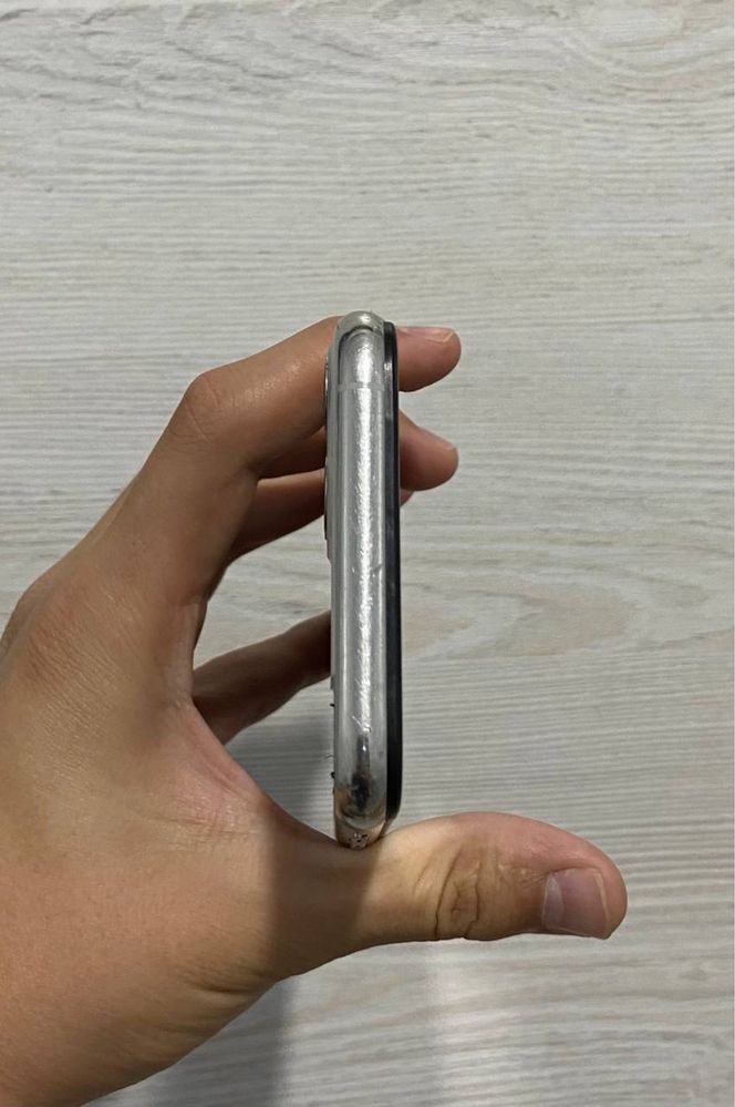 iphone 11 pro srochni