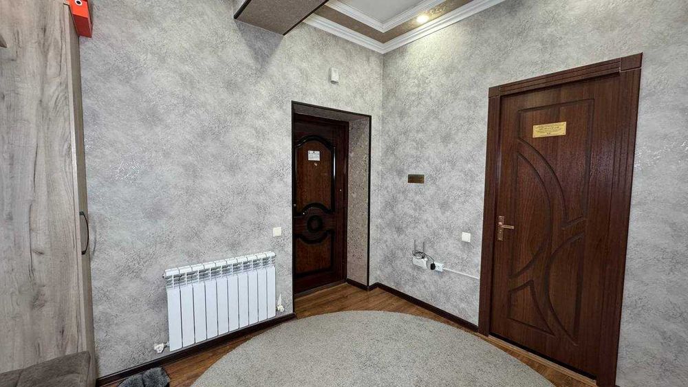 Шахар маркази Агра банк 6 қавақтда 2 хонали квартира сотилади.ID: 1503