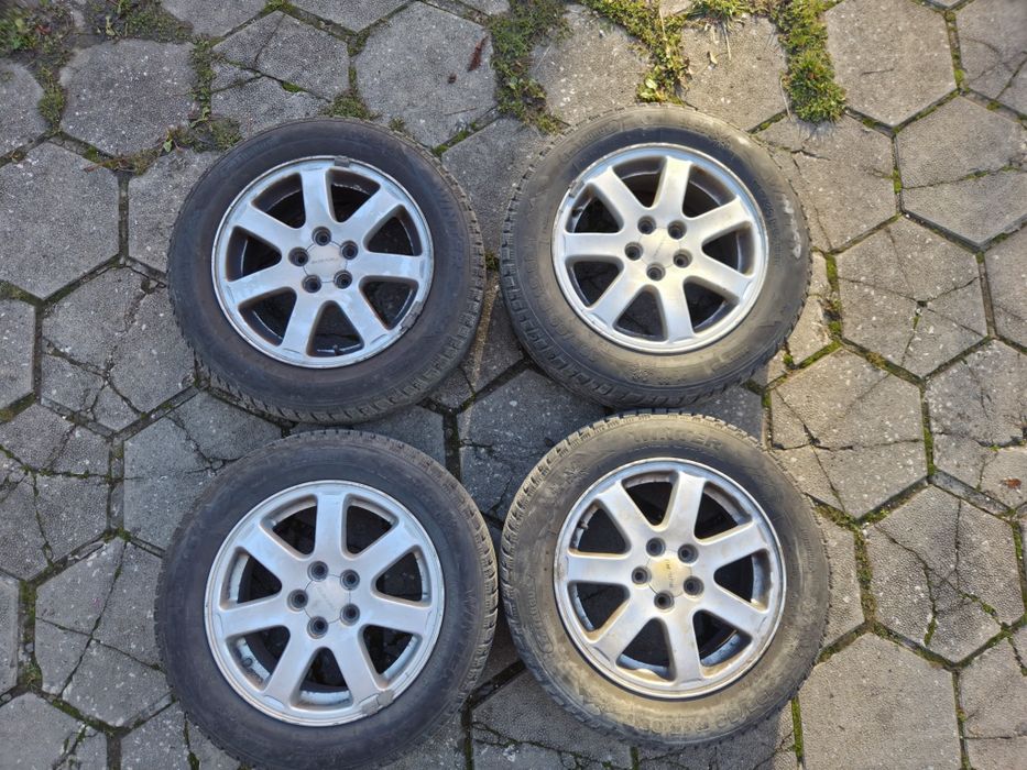 Зимни гуми Taurus (195/60 R15) с оригинални джанти за Субару Импреза