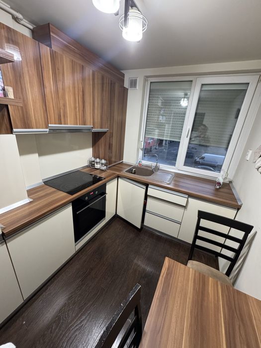 Apartament 1 camera + nisa de dormit