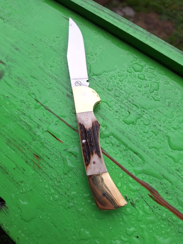 Briceag cuțit tradițional