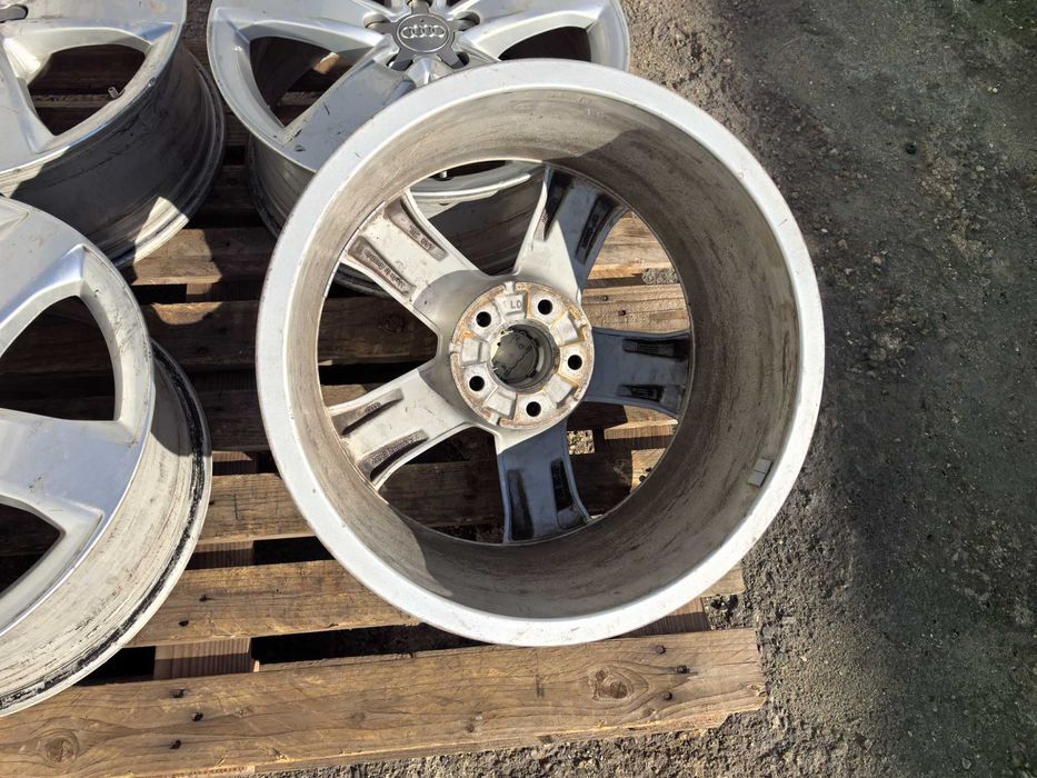 18 цола 5 х 112 мм Ауди А6 от 2011 до 2018 г - 7,5 Инча / ЕТ 37