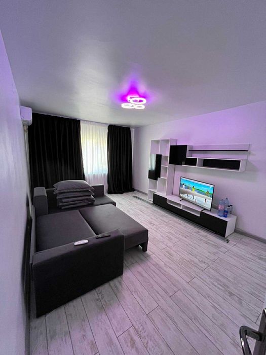 Apartament 3 camere de inchiriat Targu Jiu