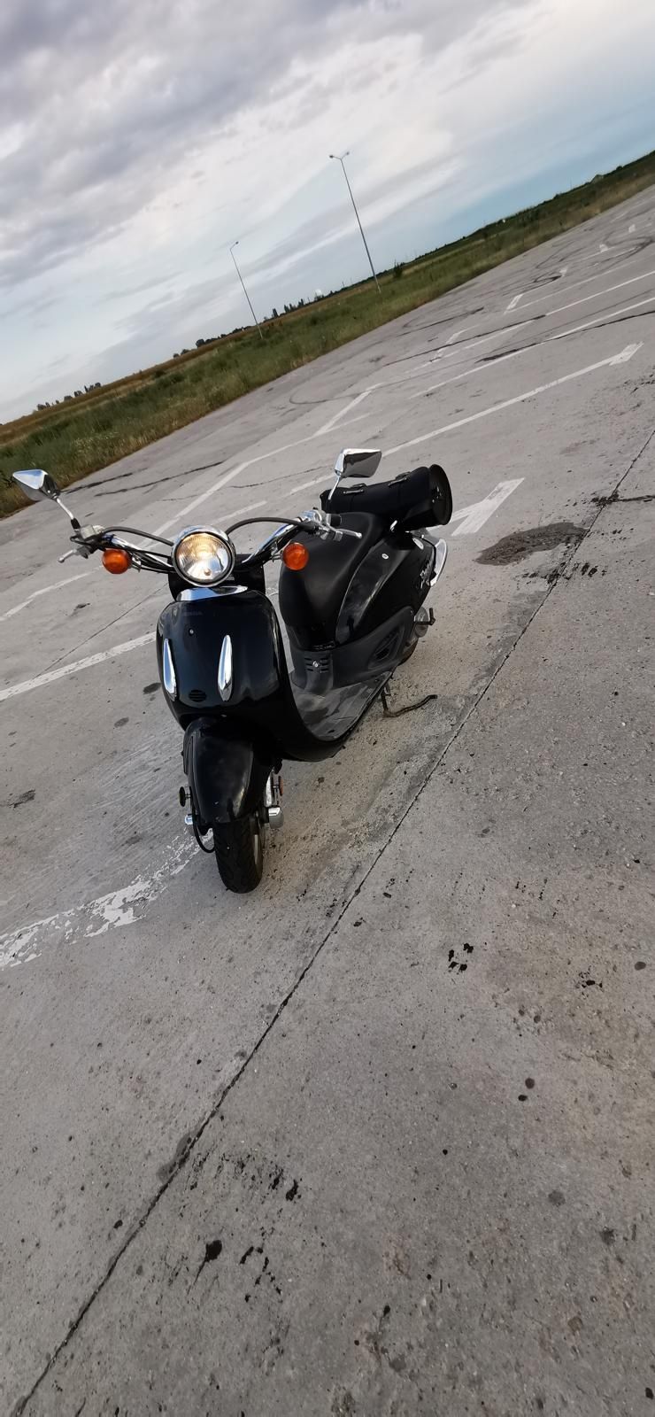 Honda Shadow SRX 50 Retro Chopper