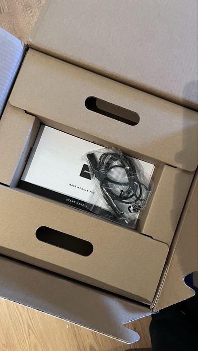 Bose BassModule 700 White